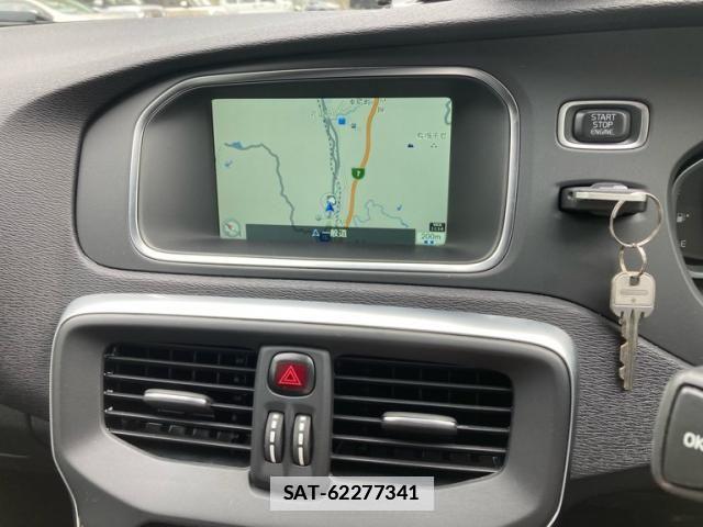 Volvo V40 2016-08 7061262-20