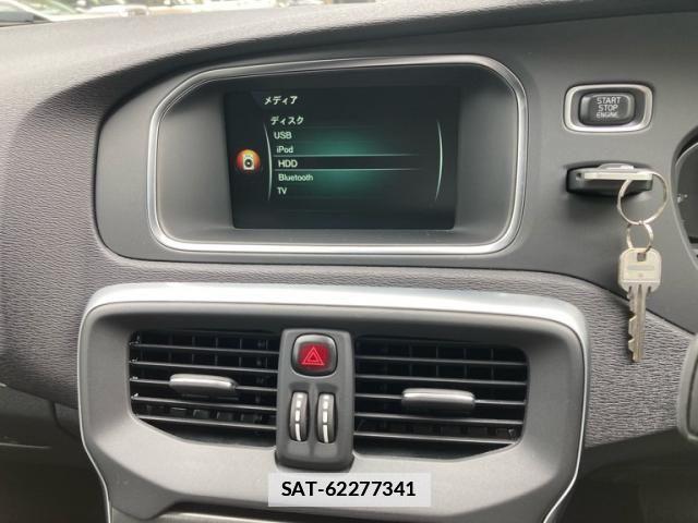 Volvo V40 2016-08 7061262-22