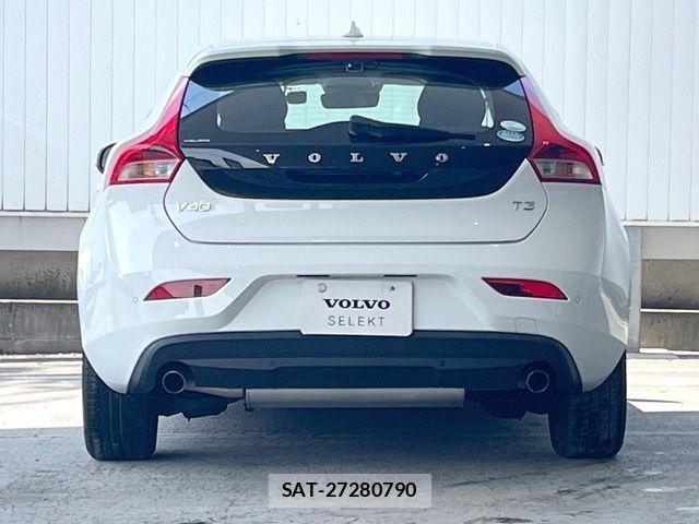 Volvo V40 2019-08 7061255-17