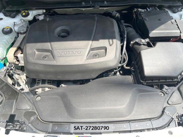 Volvo V40 2019-08 7061255-18
