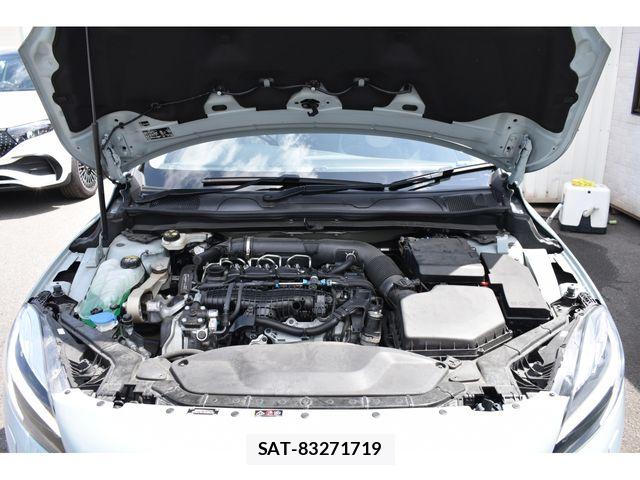 Volvo V40 2018-06 7061252-28