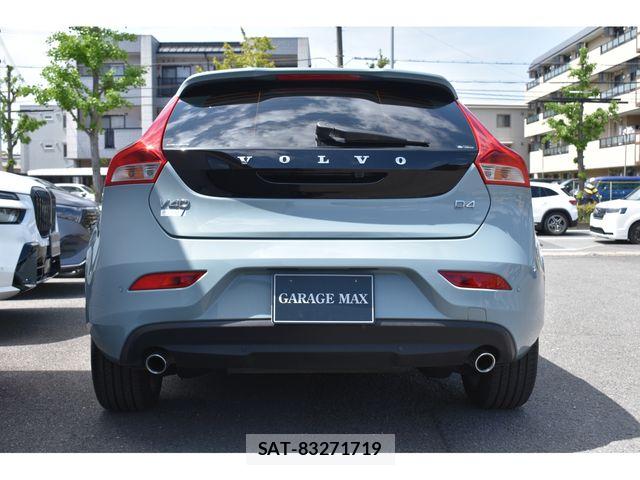 Volvo V40 2018-06 7061252-2