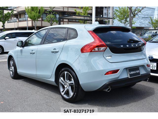 Volvo V40 2018-06 7061252-5