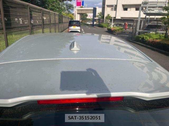 Volvo V40 2013-07 7226749-8
