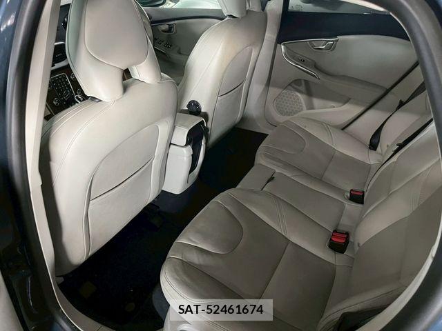 Volvo V40 2019-07 7226760-11