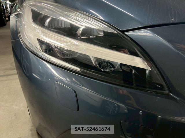 Volvo V40 2019-07 7226760-17