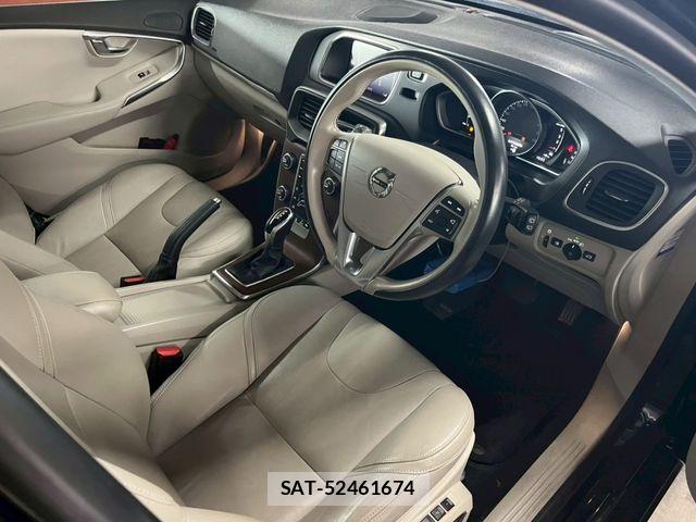 Volvo V40 2019-07 7226760-1