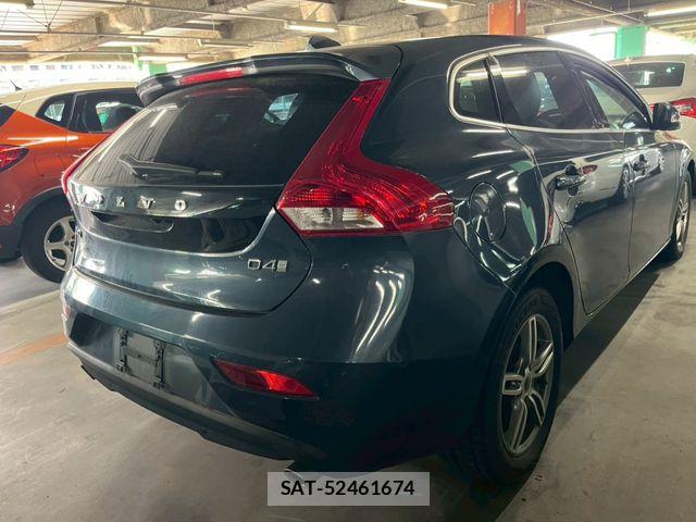 Volvo V40 2019-07 7226760-4
