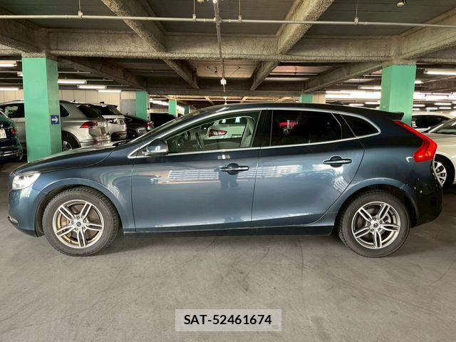 Volvo V40 2019-07 7226760-7