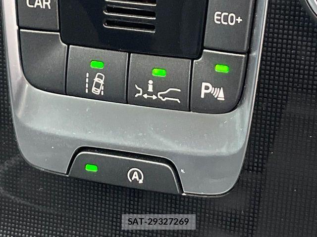 Volvo V40 2016-09 7226754-10