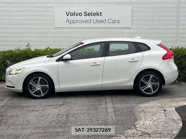Volvo V40 2016-09 7226754-17