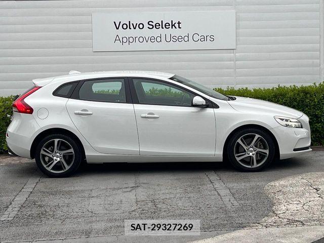 Volvo V40 2016-09 7226754-18