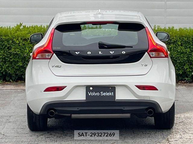 Volvo V40 2016-09 7226754-19