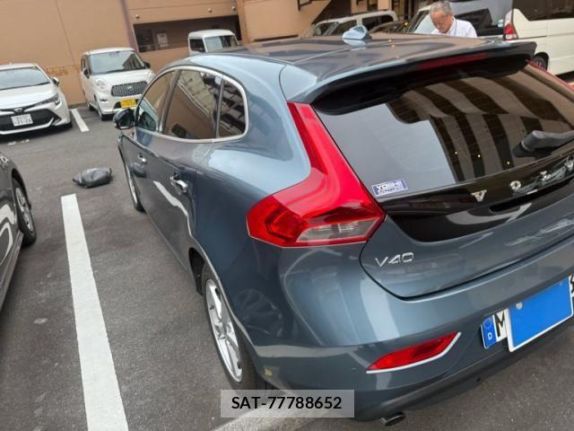 Volvo V40 2013-07 7226753-3