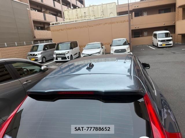 Volvo V40 2013-07 7226753-5
