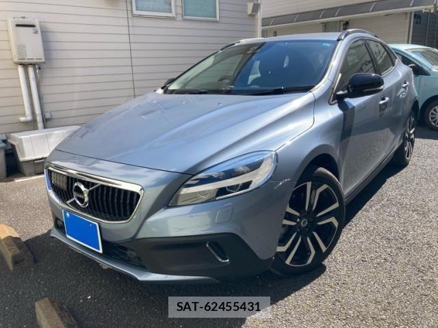 Volvo V40 2018-01 7252742-1