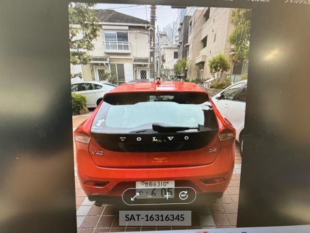 Volvo V40 2015-07 7272391-2