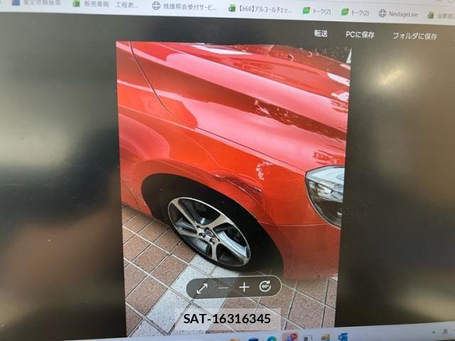 Volvo V40 2015-07 7272391-5