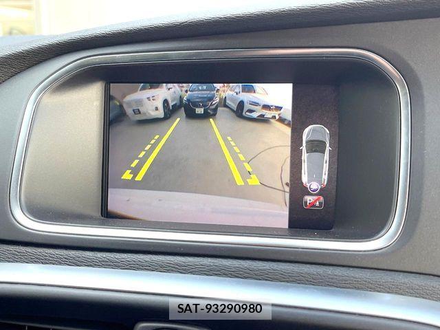 Volvo V40 2019-02 7330974-5