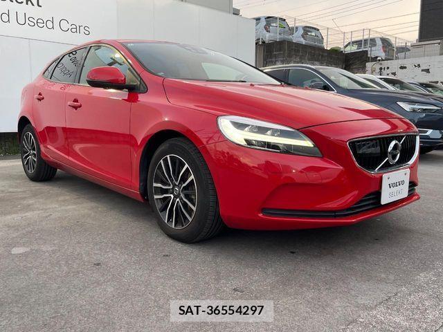 Volvo V40 2018-03 7330981-17