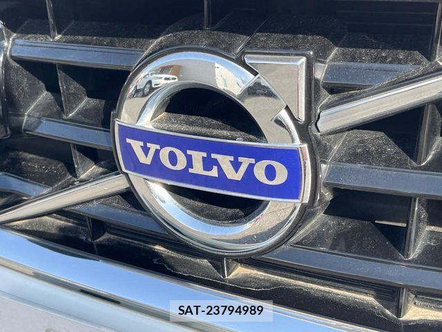 Volvo V40 2015-09 7330983-16