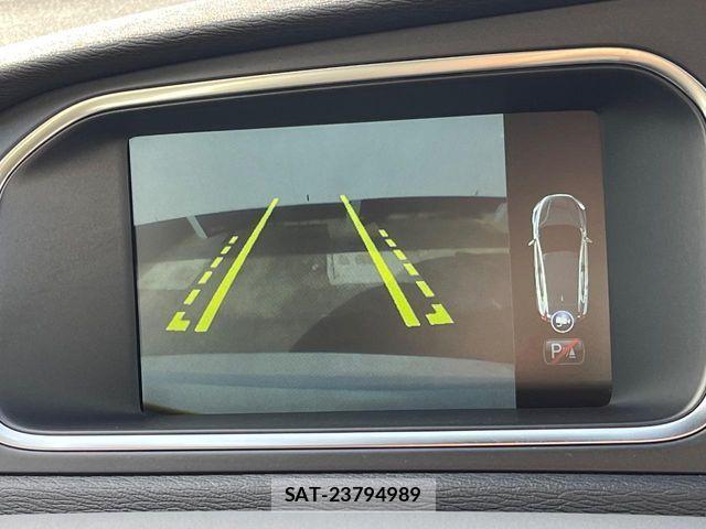 Volvo V40 2015-09 7330983-6
