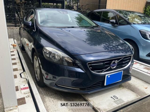 Volvo V40 2014-01 7330985-2