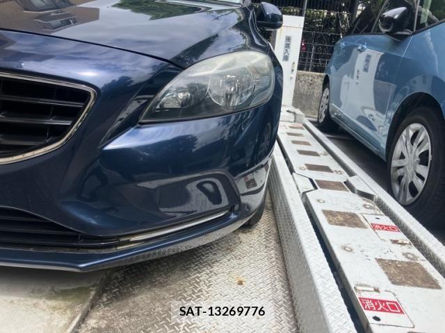 Volvo V40 2014-01 7330985-3