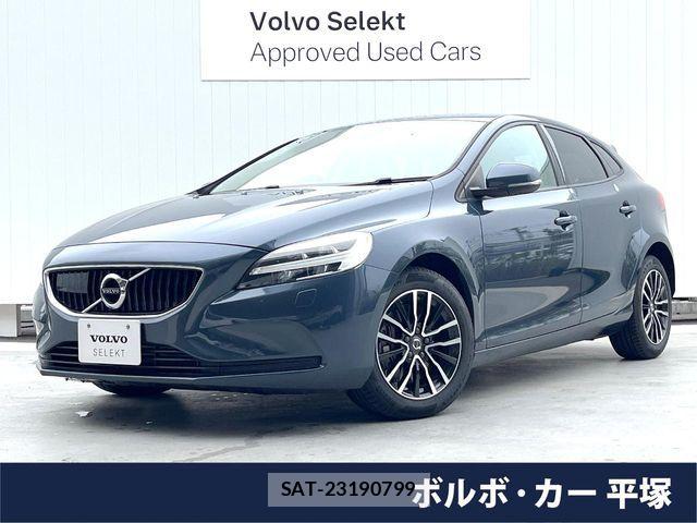 Volvo V40 2019-07 7330978-0