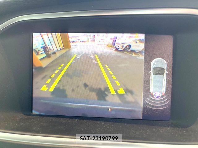 Volvo V40 2019-07 7330978-5