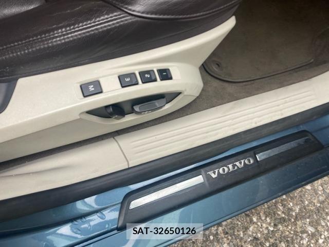 Volvo V40 2013-02 7360359-14