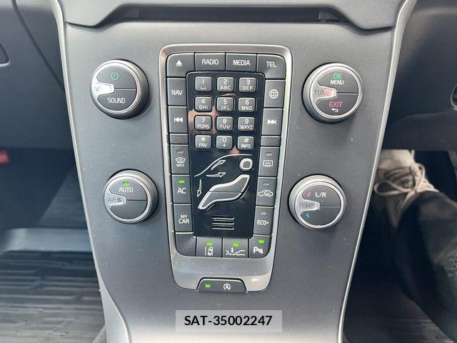 Volvo V40 2017-03 7394714-14