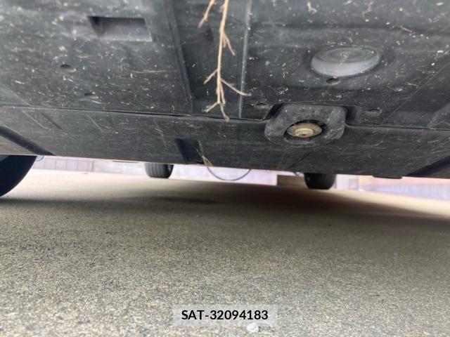 Volvo V40 2018-04 7458679-4