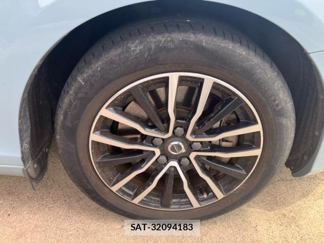 Volvo V40 2018-04 7458679-5