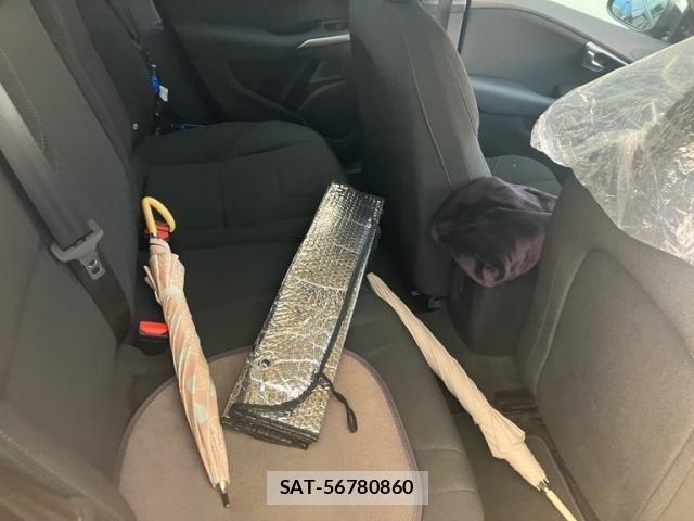 Volvo V40 2017-05 7503526-12