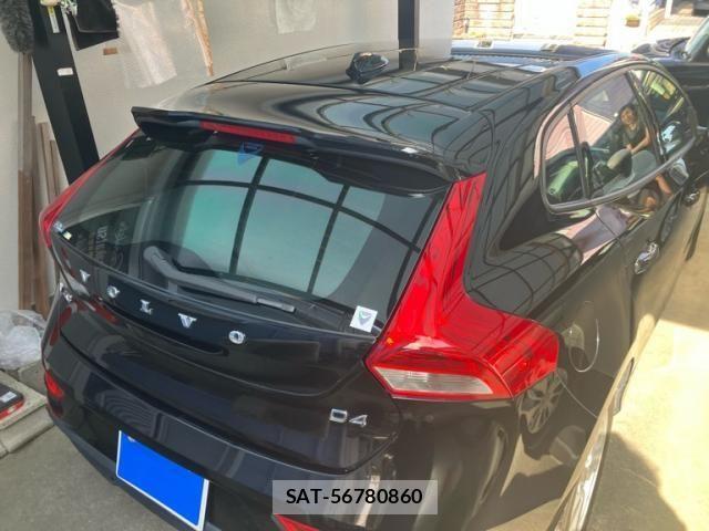 Volvo V40 2017-05 7503526-14