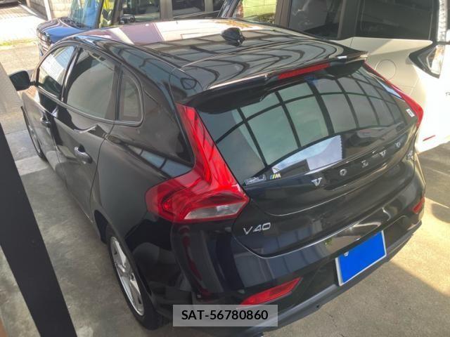 Volvo V40 2017-05 7503526-15