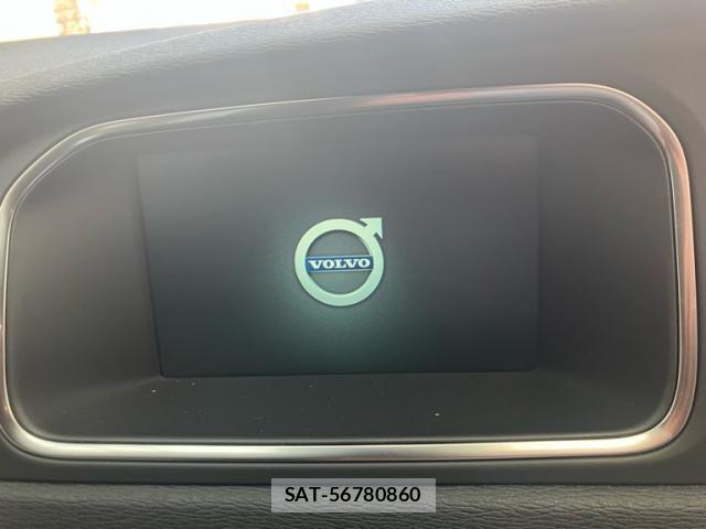 Volvo V40 2017-05 7503526-19