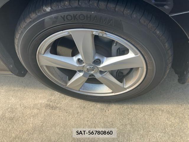Volvo V40 2017-05 7503526-2