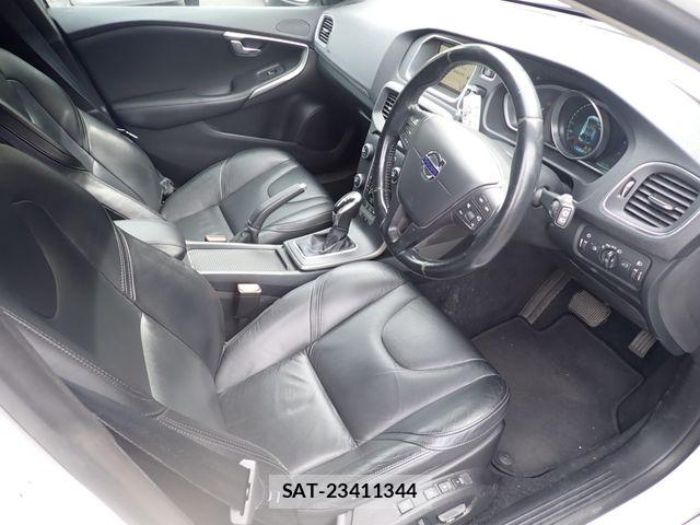 Volvo V40 2013-12 7510388-1