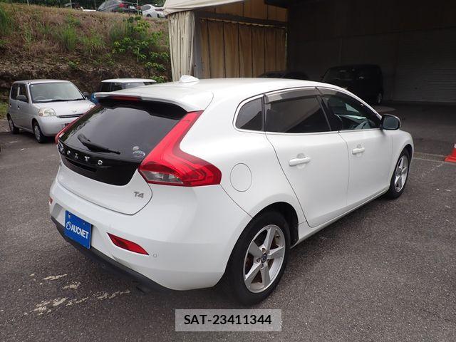 Volvo V40 2013-12 7510388-6