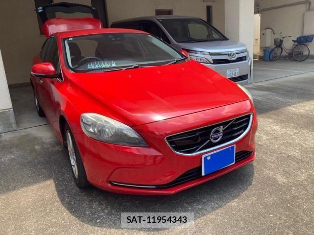 Volvo V40 2013-08 7503527-1