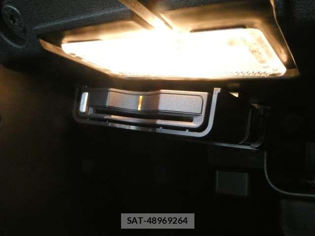 Volvo V40 2016-09 7503524-4