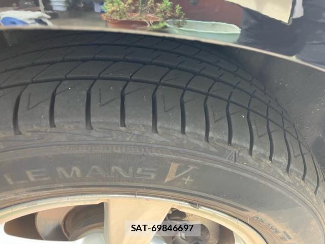 Volvo V40 2016-06 7503528-8