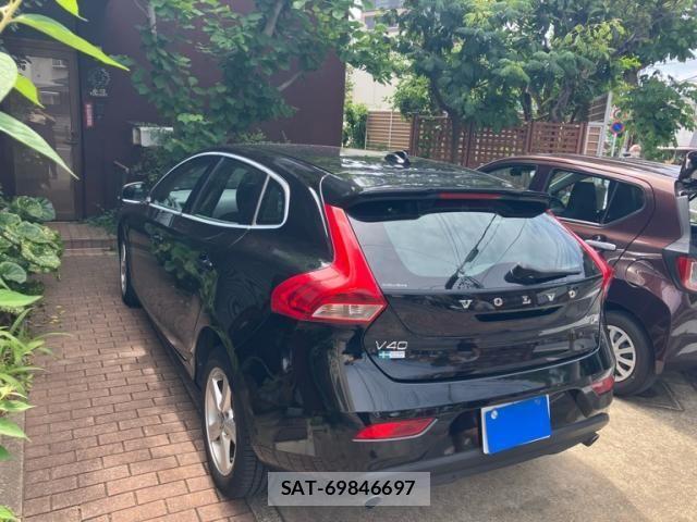 Volvo V40 2016-06 7503528-5