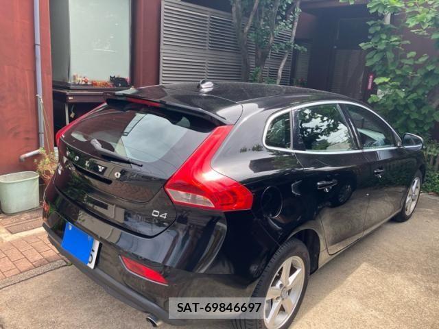 Volvo V40 2016-06 7503528-6