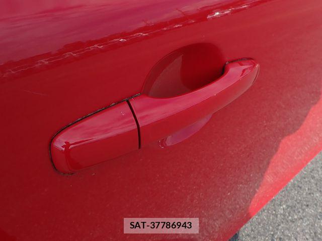 Volvo V40 2015-12 7503525-10
