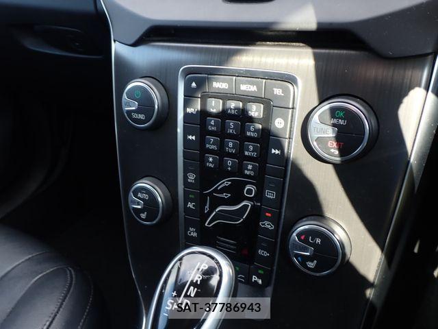 Volvo V40 2015-12 7503525-17