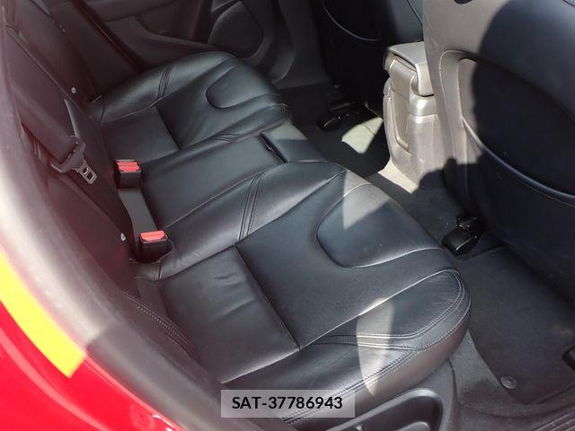 Volvo V40 2015-12 7503525-23