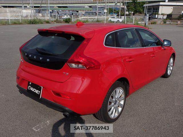 Volvo V40 2015-12 7503525-8